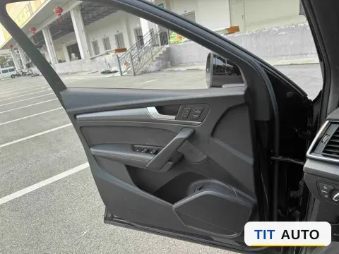 2021 Audi Q5L Sportback 2
