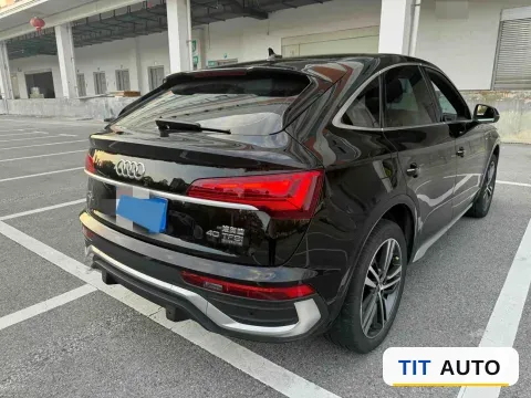 2021 Audi Q5L Sportback 9