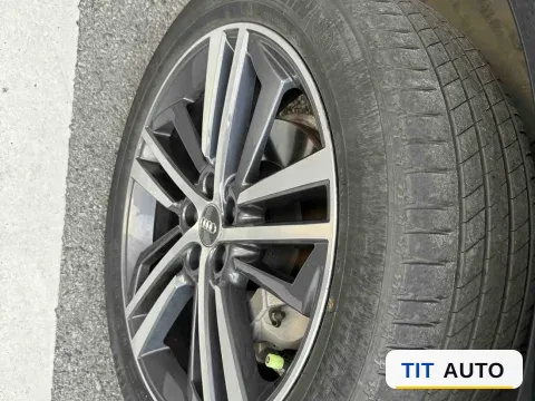 2021 Audi Q5L Sportback 10