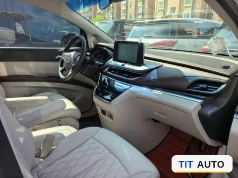 2023 Buick GL8 3