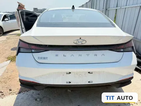 2023 Hyundai Elantra 6