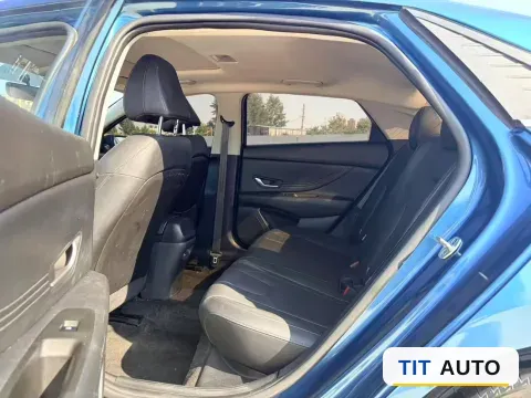 2021 Hyundai Elantra 6