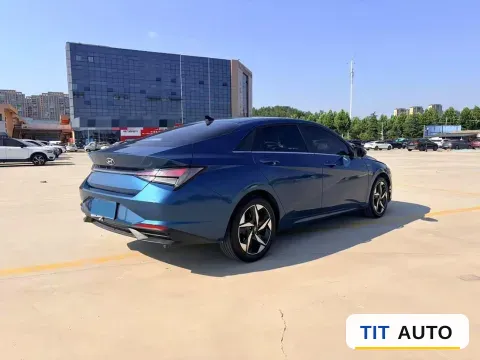 2021 Hyundai Elantra 7