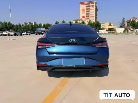 2021 Hyundai Elantra 8