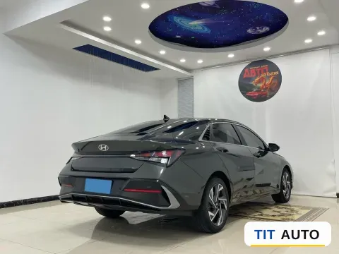 2023 Hyundai Elantra 7