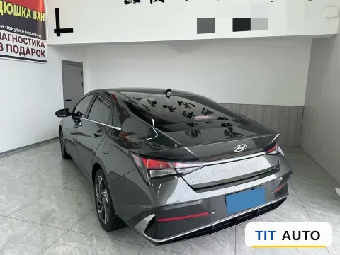 2023 Hyundai Elantra 6