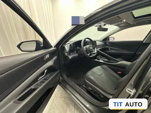 2023 Hyundai Elantra 7