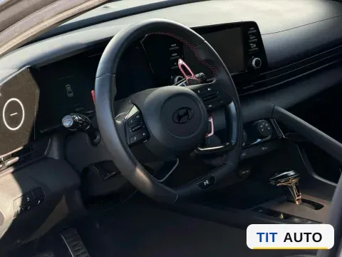 2023 Hyundai Elantra 8