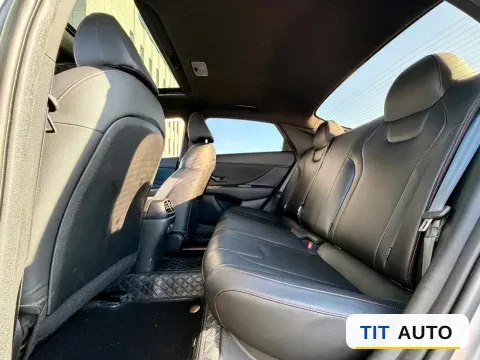 2023 Hyundai Elantra 10