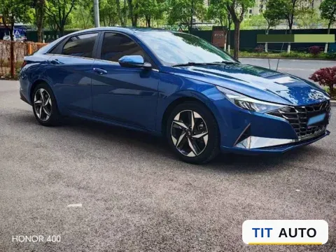 2022 Hyundai Elantra 3