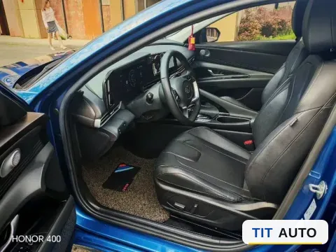 2022 Hyundai Elantra 6