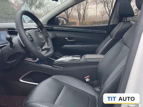 2021 Hyundai Tucson 4