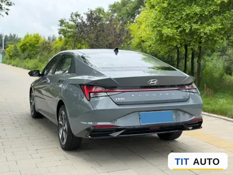 2022 Hyundai Elantra 20