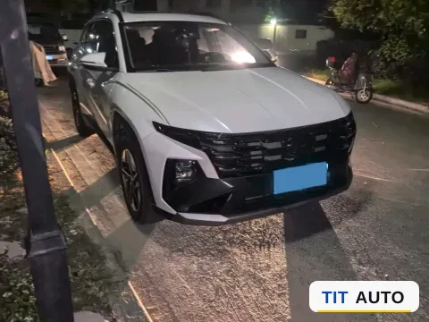 2025 Hyundai Tucson 2