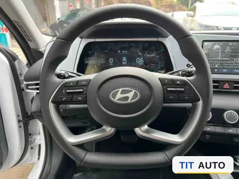 2023 Hyundai Elantra 7