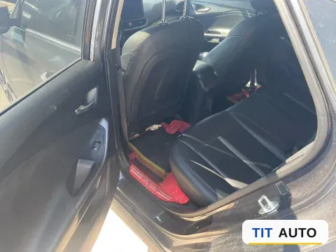 2021 Hyundai La Festa 5