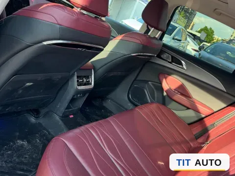 2023 HongQi H5 8