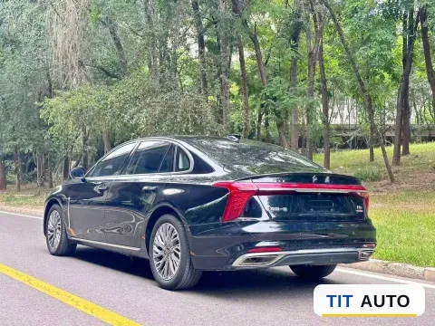 2023 HongQi H5 4