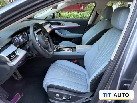 2025 HongQi H5 4