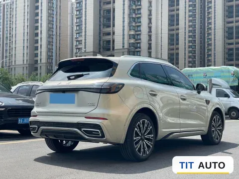 2023 HongQi HS5 6