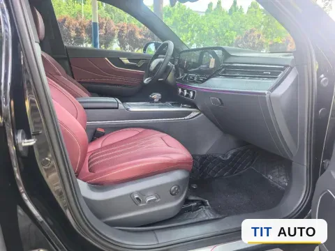 2025 HongQi HS5 7